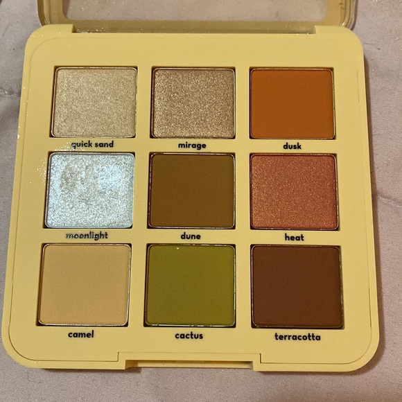 Crème shop palette - Picture 3 of 3